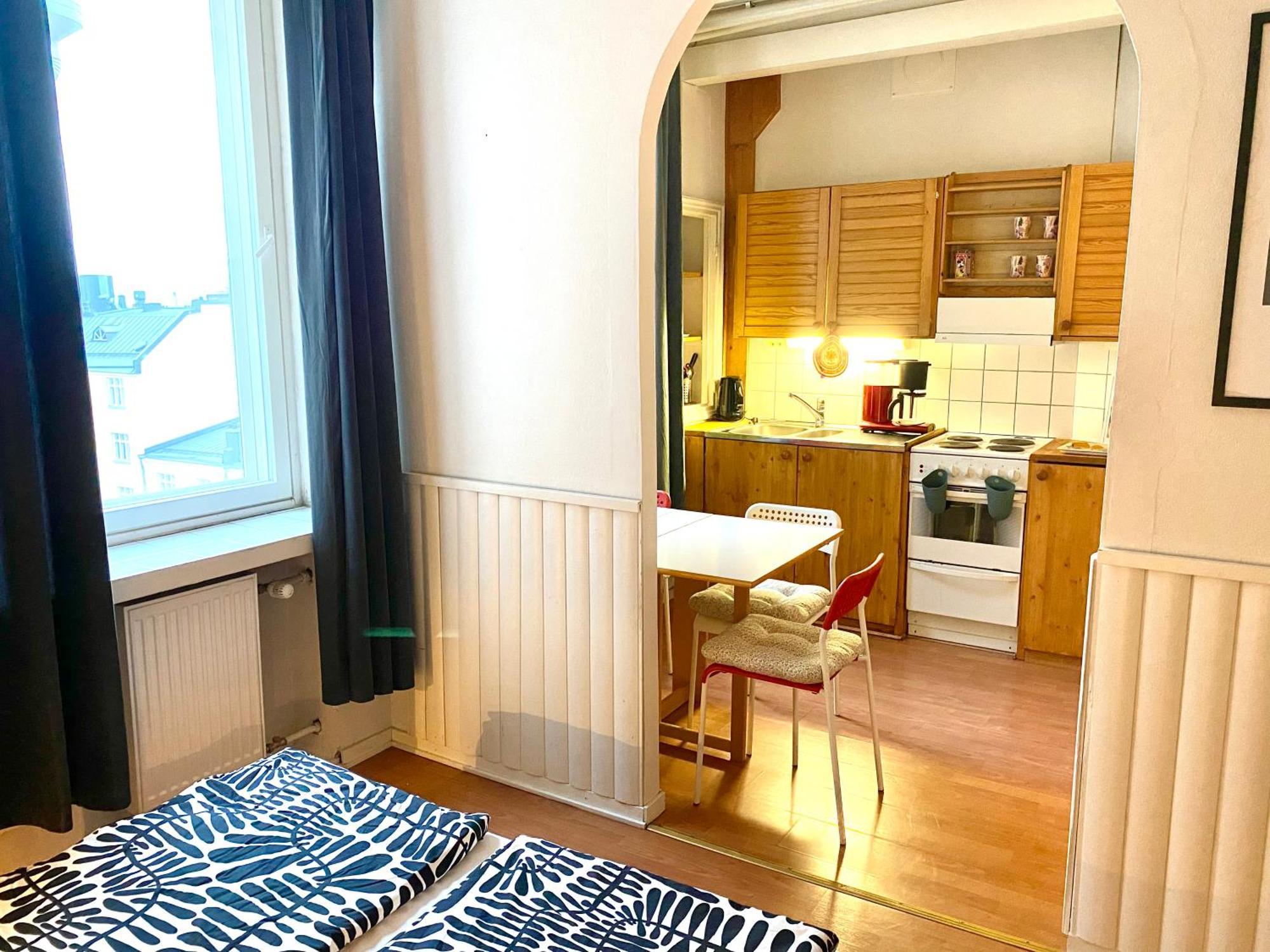 Small Home In Kamppi 赫尔辛基 外观 照片